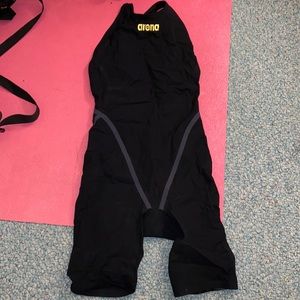 Women’s Arena Powerskin Carbon Core FX Closed-back